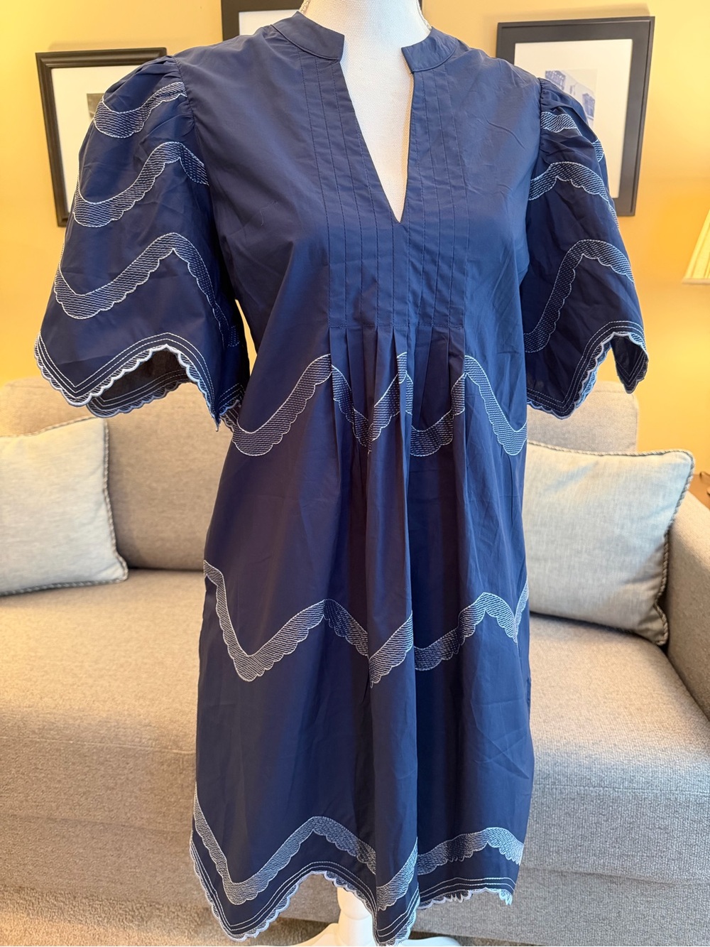 Hyacinth House NWT Navy Scallop Embroidered Cotton Dress